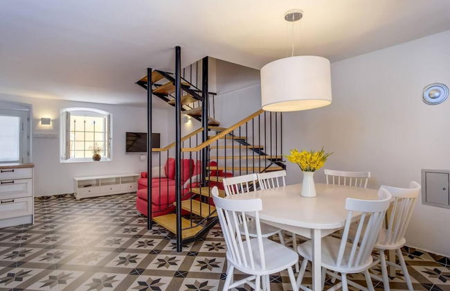 Impeccable 4-bed Apartment in Osor - Foto 15