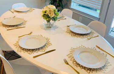 Charming Retreat Modern Luxury Family Sleeps 10 - Foto 26