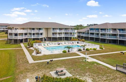 Southern Shores Oak Island Oceanfront with Pool Villa - Foto 56