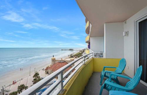 Luxury 10th Floor 1 BR Condo Direct Oceanfront Wyndham Ocean Walk Resort Daytona Beach | 1006 - Photo 7