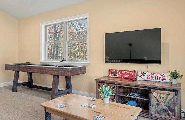 Stephen Way by Avantstay Hot Tub + Game Room Albrightsville - Foto 18