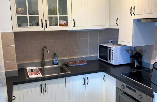 T2 proche de la gare, à 10 minutes à pieds de la Croisette, piscine & parking dans résidence de haut standing - Foto 46