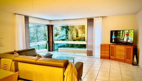 130 qm Apartment mit Garten und Stellplatz - Foto 3