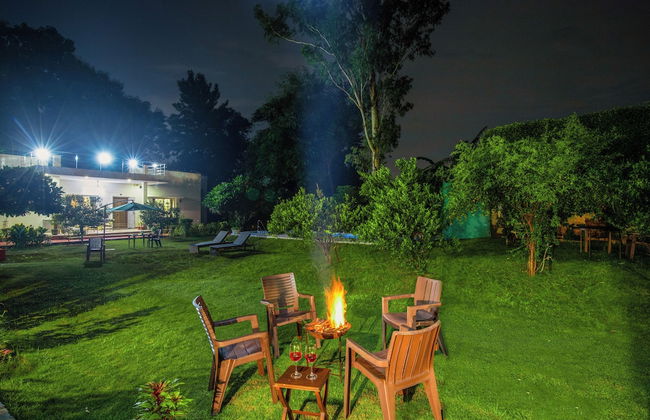 Alaya Stays 3 BHK with Pvt Pool-Daffodil - Foto 54