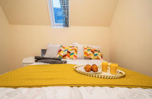 Deluxe 2-Bedroom Flat with Free parking - Foto 5