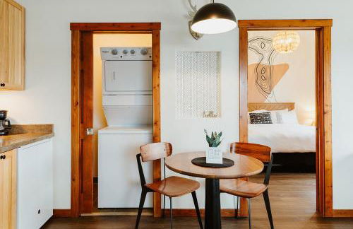 Mt Merritt Suite Logan Health Nearby - Photo 3