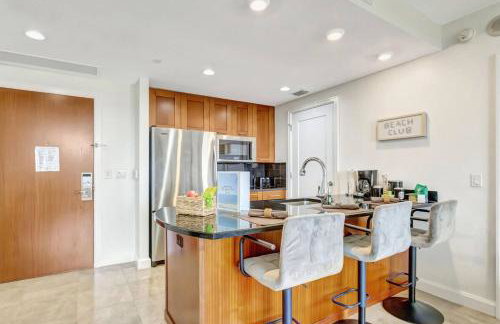 2B Beachfront condo! Pool! Games! 15 mins to PBI! - Foto 63