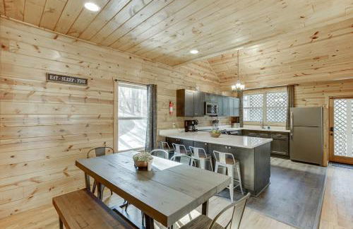 Fantastic Family Cabin w Firepit - Foto 17