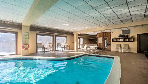 Steps to Ski Shuttle! Snow Mountain Village Condo - Foto 3