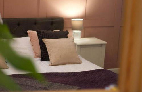 Cute Studio with kitchen, patio and free parking - Foto 6