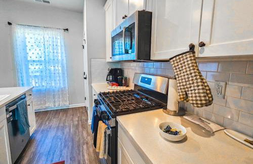 Capernaum Sanctuary - Minutes from Fenton, WakeMed, UNC Rex, RDU, RTP & Downtown - Foto 14