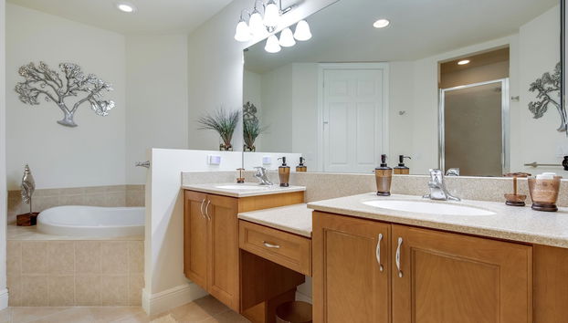 Serrano 201 by Distinctive Beach Rentals - Foto 5, Servicios del alojamiento