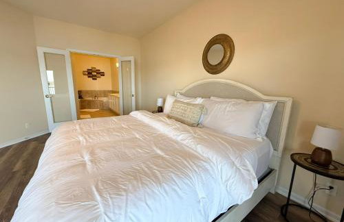 Sunshine&Shoreline-LakefrontDog Days Condo 3BD2BA - Foto 14