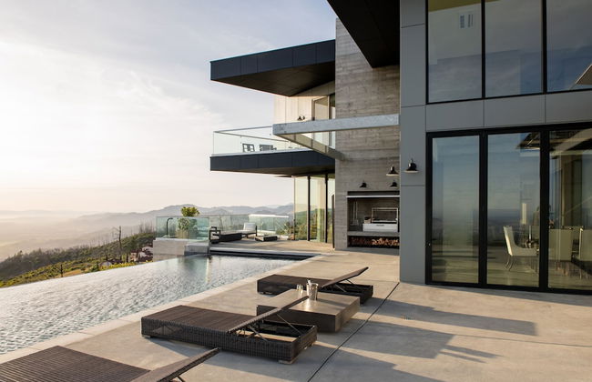 Belleza by Avantstay Hilltop Mansion w Pool Panoramic Views Ultra Modern Interior - Foto 33