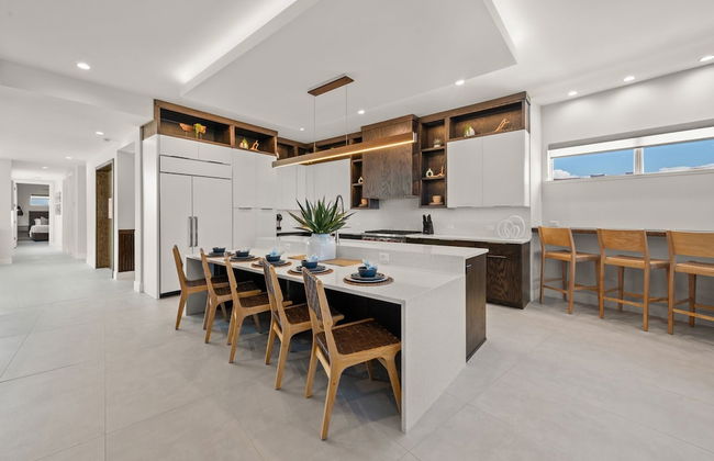 Elevated Perspective - Foto 78