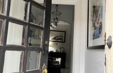 Gorgeous Refurbished 1Bdrm and 1Den Home - Foto 6