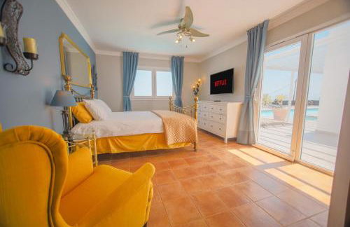 Casa Conil with a private 25 meter heated pool - Photo 12