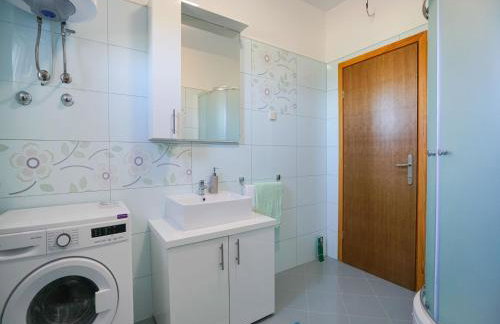 Holiday Home in Prkos With Private Pool - Foto 66