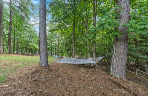 Lake Lanier Retreat Dock, Views & Golf Cart - Foto 35