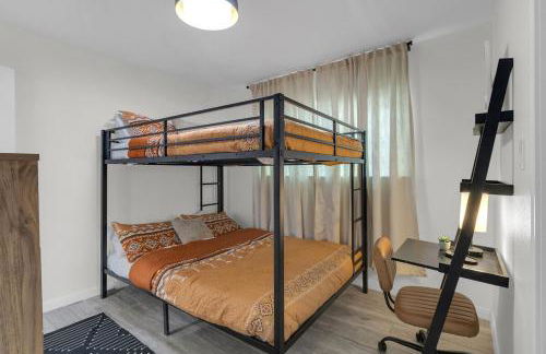 Texan Backyard Vibes l Cowboy Pool & BBQ l Pet-Friendly - Foto 33