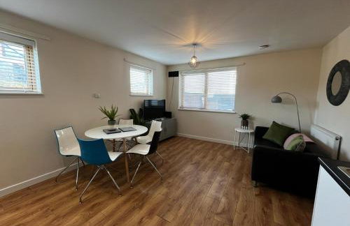 Three Bedroom Townhouse with Parking - Foto 14