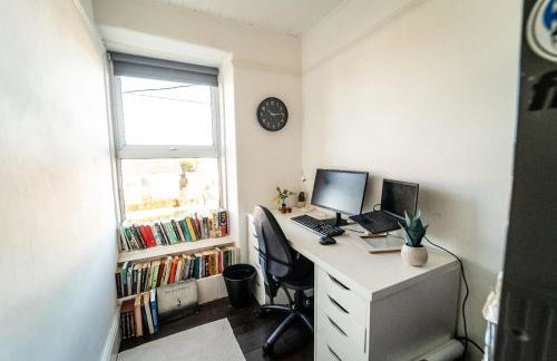 Palm Haven House - Luxury family-friendly Newquay surf house near Porth Beach perfect for walking, pets, exploring - Foto 34