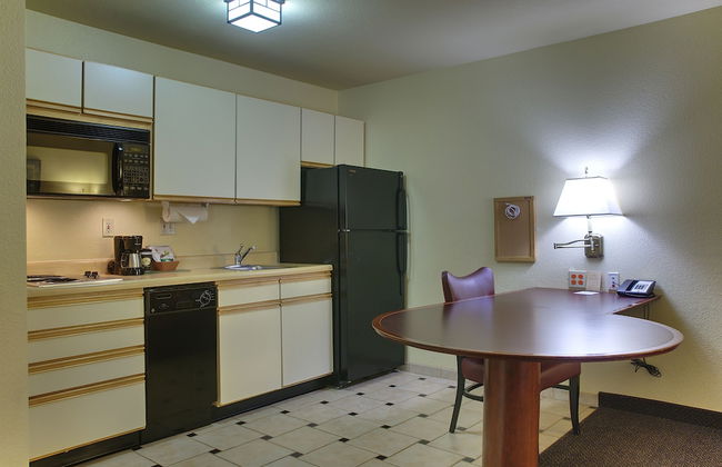 Larkspur Landing Extended Stay Suites Hillsboro - Foto 8