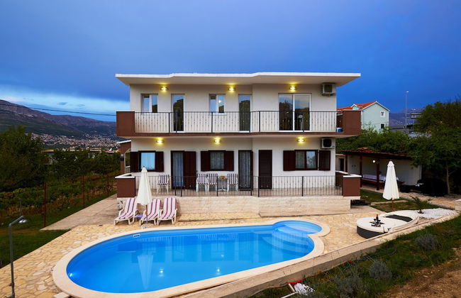 Villa Ivana - Photo 1