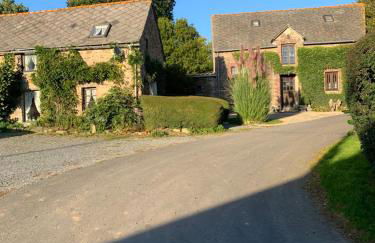 Countryside Retreat in Brittany 2 Bedrooms Sleeps 4 Pet Friendly Heated Swimming Pool Free Wifi - Foto 6