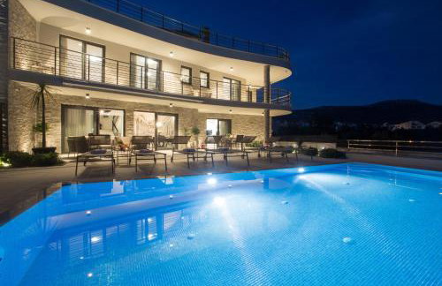 Luxury Beachfront Villa Sea Queen - Kastela - Foto 4