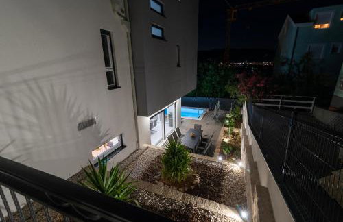 Luxury Villa Sun Stone heated pool & whirlpool - Foto 50