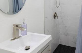 2BD/2BA Apartment in DT ALhambra - Foto 13