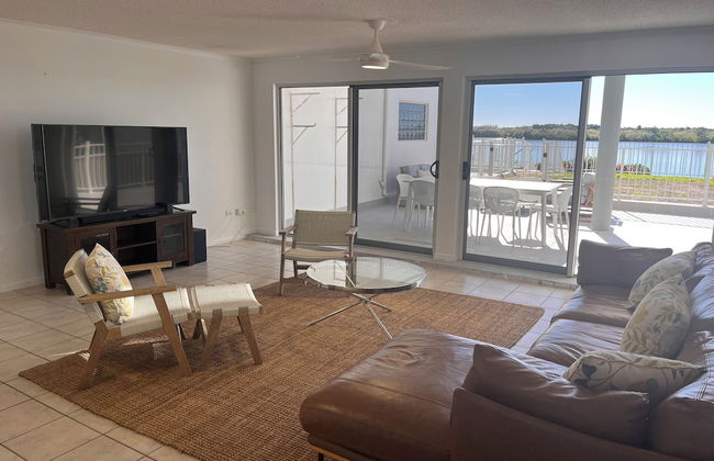 On The River Apartments - Photo 35