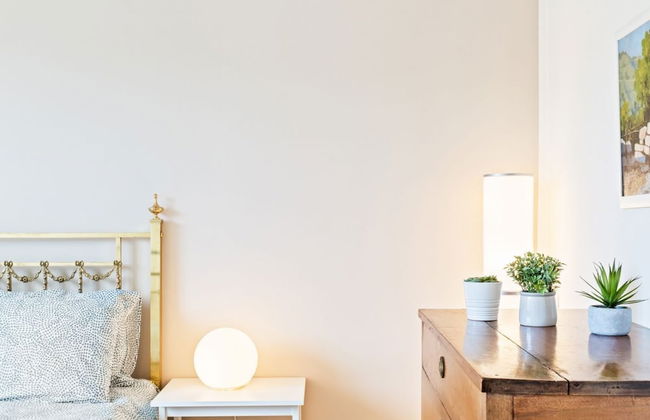 Chiavari Colorful Flat with Garage - Foto 2