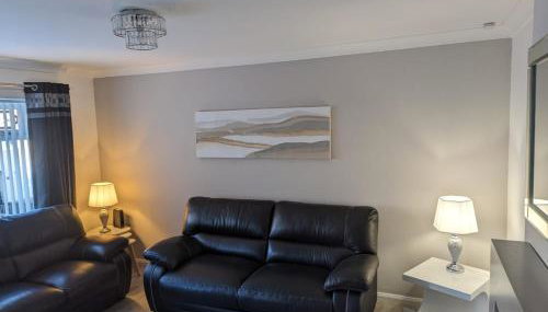 Lovely 2 Bedroom Terrace House - Foto 5