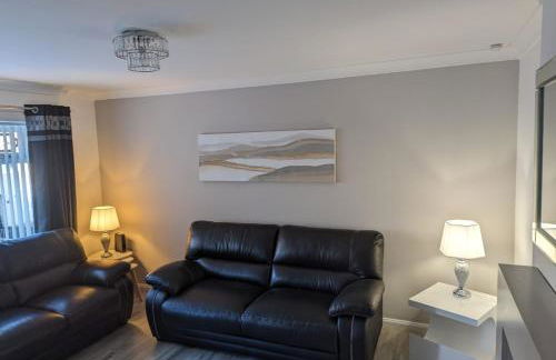 Lovely 2 Bedroom Terrace House - Foto 5