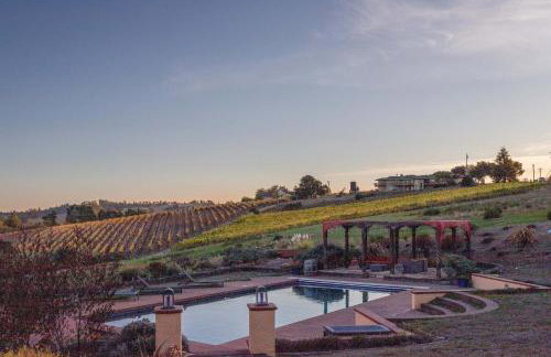 5 Acre Villa Retreat with Vineyard Pool Spa & Amazing Views of Sonoma County - Foto 44