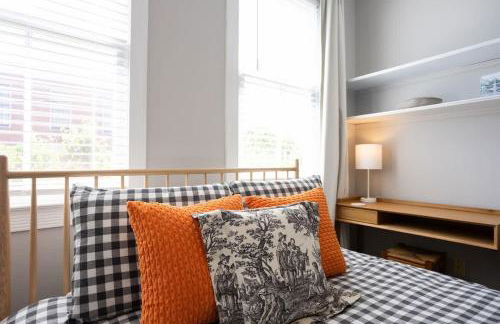 Quiet Historic Corner Easy Walk to Downtown Dining and Entertainment - Foto 53