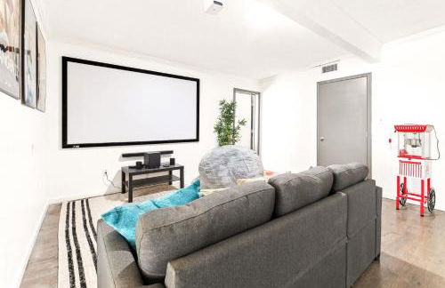 Newly Renovated 6BR 3BA Port Arthur Home with Hot Tub - Foto 31