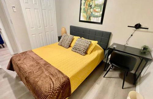 Apartment C, Restful,Cozy, close Sunland Park Mall - Foto 10