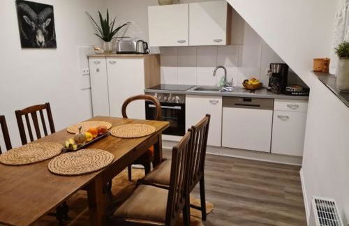 Pilgrims "Rosalie" große Fewo mit 3 Schlafzimmern, 1Bad, 2 WC, Balkon, fast Internet - Foto 18