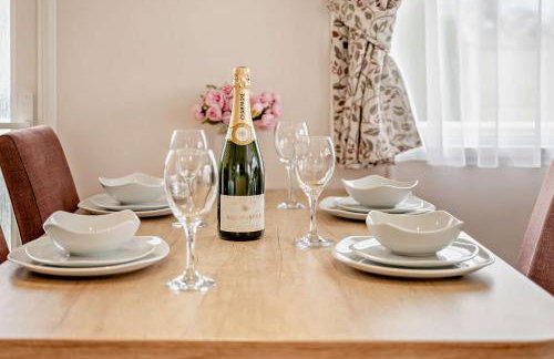 Vivian Lodge 2 Bedroom New Forest Holiday Home Hoburne Bashley - Foto 13