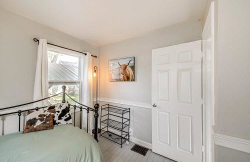 2 Blocks to Main St Walkable Beech Grove Home! - Foto 17