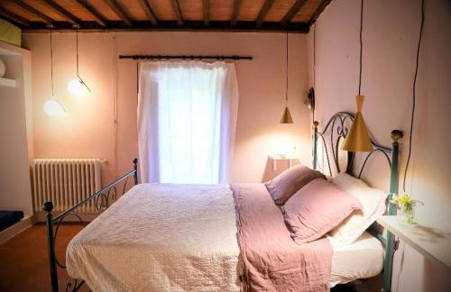 Romantic cozy house 15 min Arezzo piscina&bosco - Foto 20