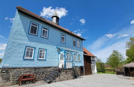 Schulhaus Wettges - Foto 1