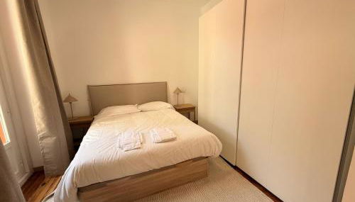 Modern Comfort in Madrid 2BR Gem - Photo 5