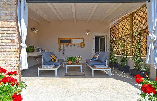 House 1650 - Photo 41