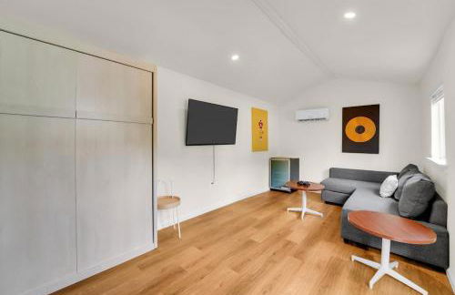 Upscale Arlington Retreat - Private Casita - Arcade - Foto 44