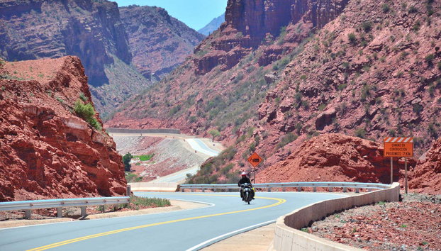 Excursión a Chilecito - Foto 2, La Cuesta de Miranda destaca por su sinuoso trazado
