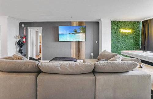 Spacious Beach Retreat | Oceanfront Pool & Tiki - Foto 19